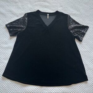 Hesed Black Velvet Women's Top Sz L